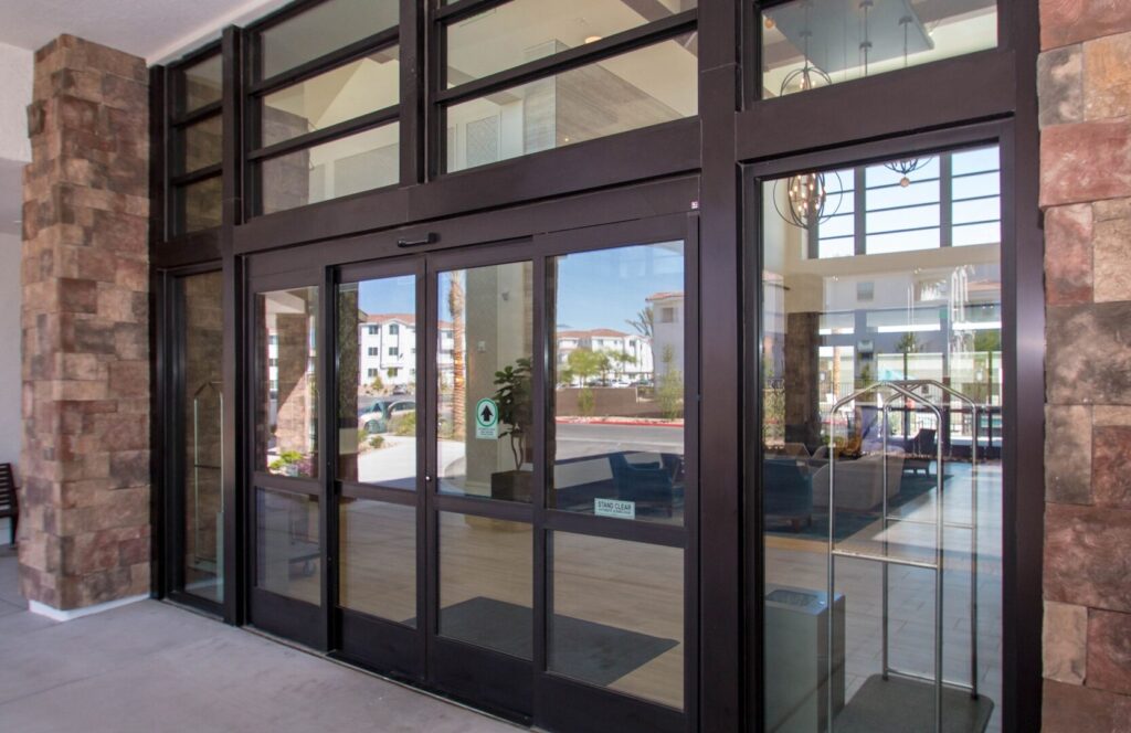 glass supplier, Commercial Storefront, Kelowna Commercial Storefront, West Kelowna Commercial Storefront, Penticton Commercial Storefront, Summerland Commercial Storefront, Vernon Commercial Storefront,